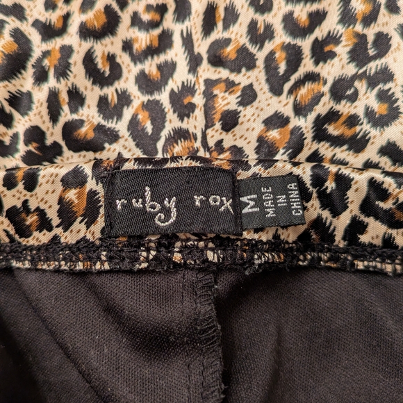 Ruby Rox Leopard Print Strapless Top - Picture 2 of 3